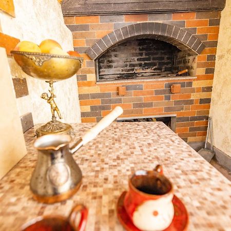Our House Bed and Breakfast Vagharshapat Buitenkant foto